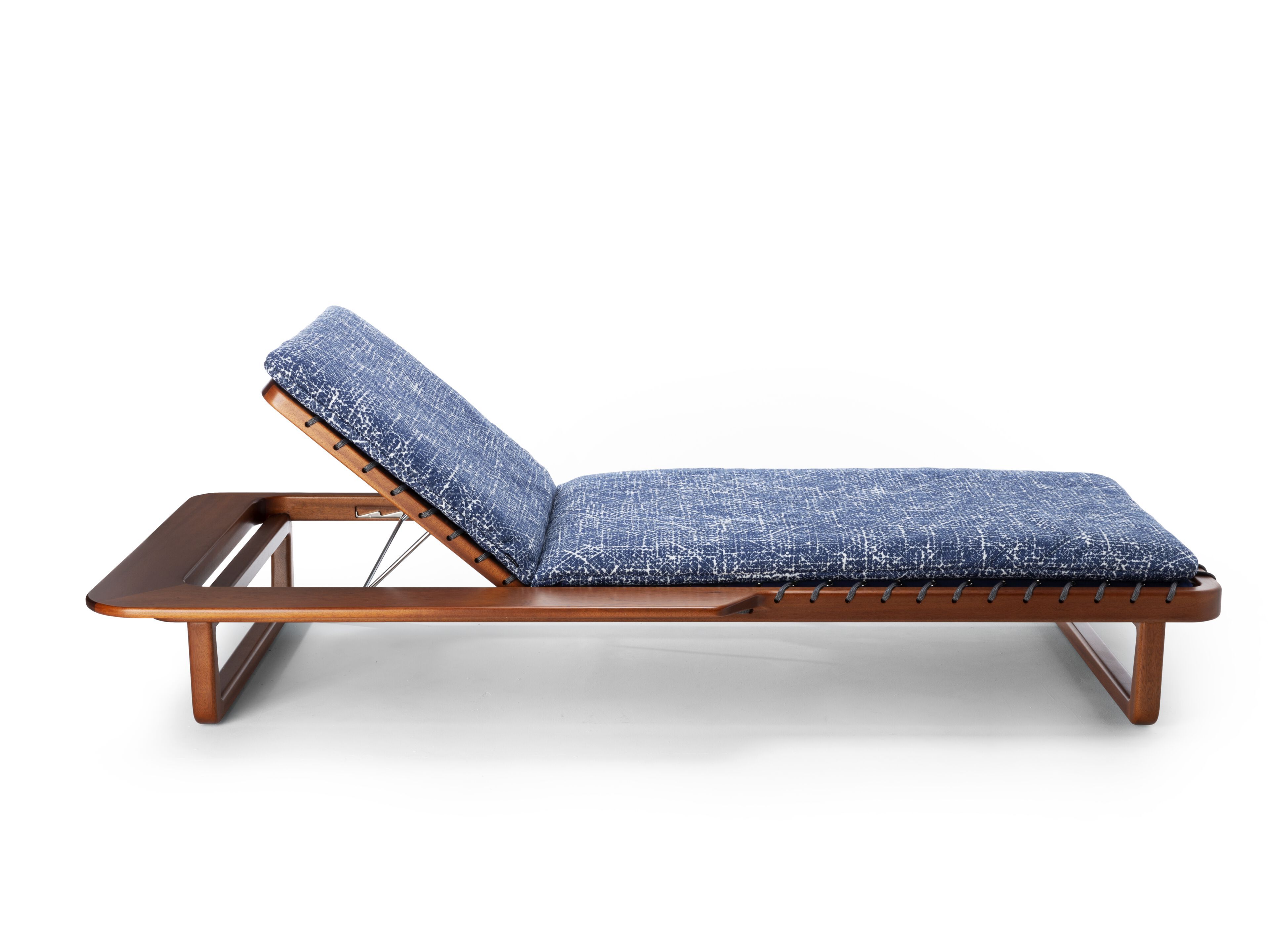 Садовая кровать с откидывающейся спинкой из красного дерева и ткани Exteta Sunset ARCH-00127341