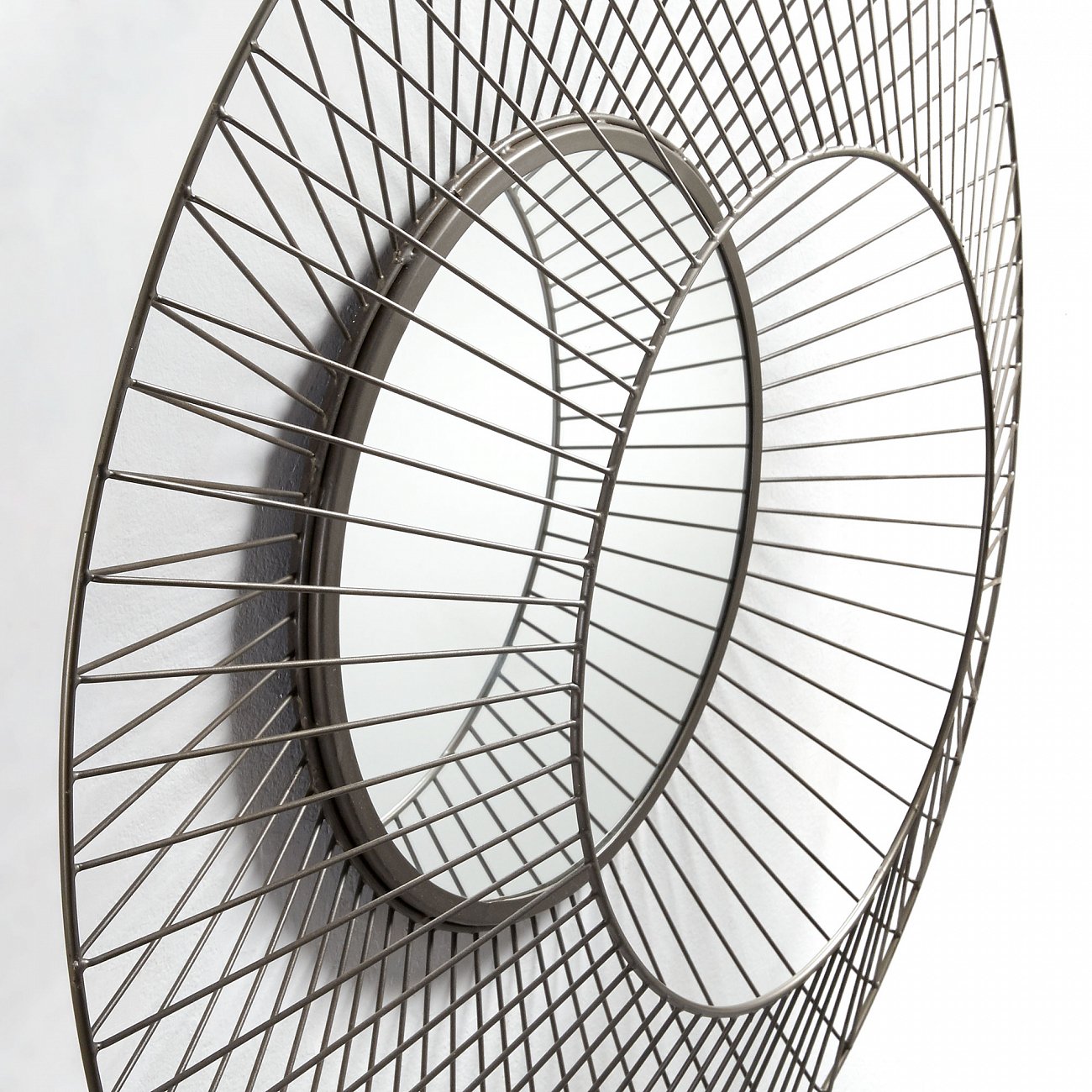 Зеркало круглое металлическое серое диаметр 80 см Karl от La Forma LA FORMA ДИЗАЙНЕРСКИЕ, СОЛНЦЕ 342810 Серый  - Вид №2