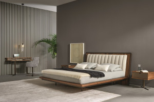 Двуспальная кровать из грецкого ореха с мягким изголовьем