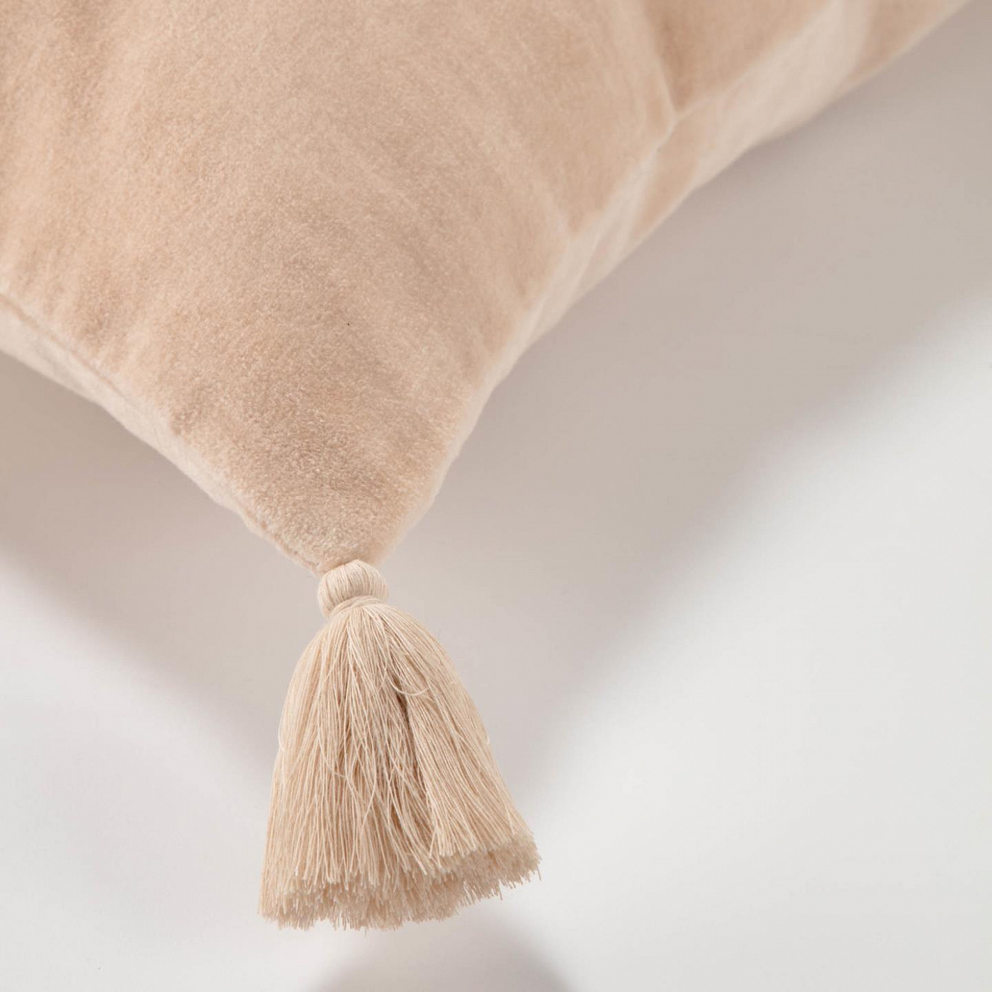 095756 Вельветовый чехол розовый 45 x 45 см однотонный La Forma Carmin  - Вид №1