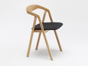 Мягкий штабелируемый стул