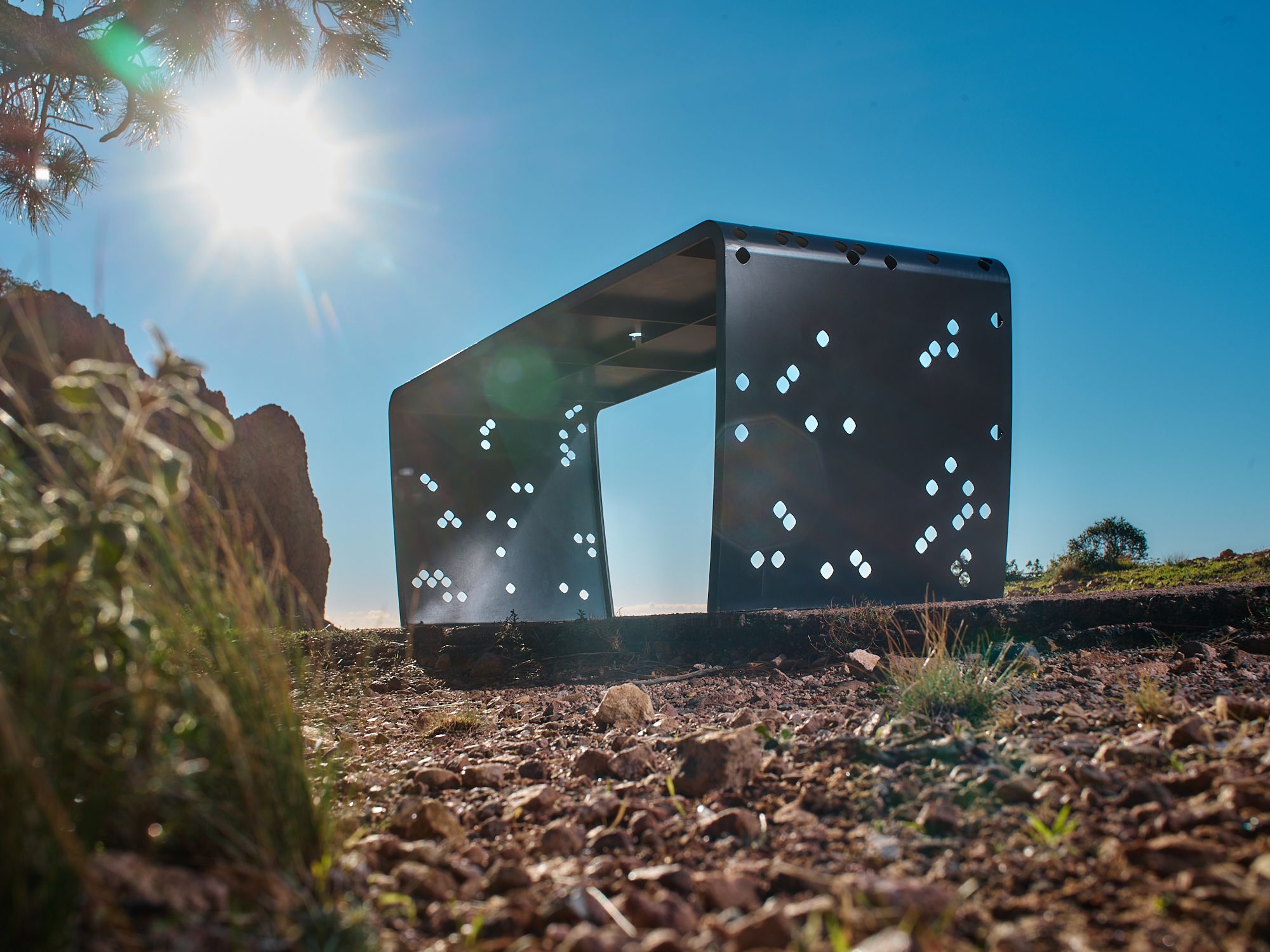 Прямоугольный стальной стол для общественных мест CYRIA Elinium ARCH-00119718 - Вид №1