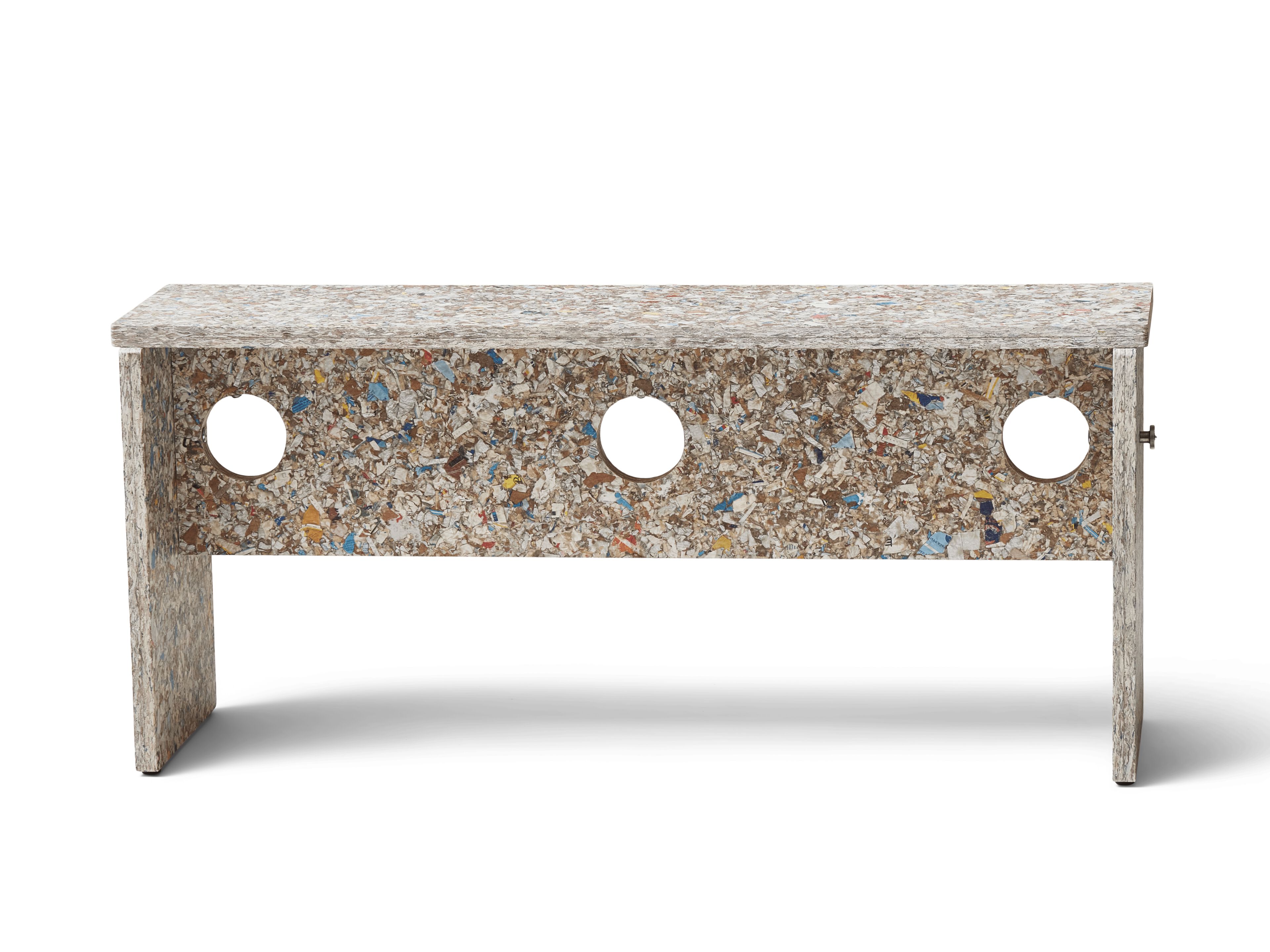 Скамейка из переработанного материала Form & Refine римейк ARCH-00138402 - Вид №1
