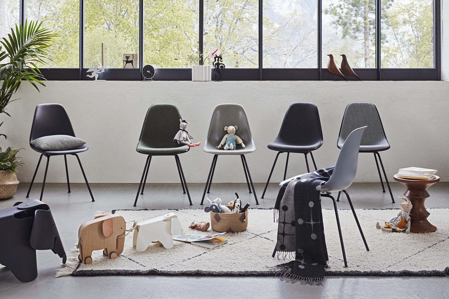 Стул из полипропилена с мягким сиденьем VITRA Eames Plastic Chair ARCH-00098148 - Вид №7