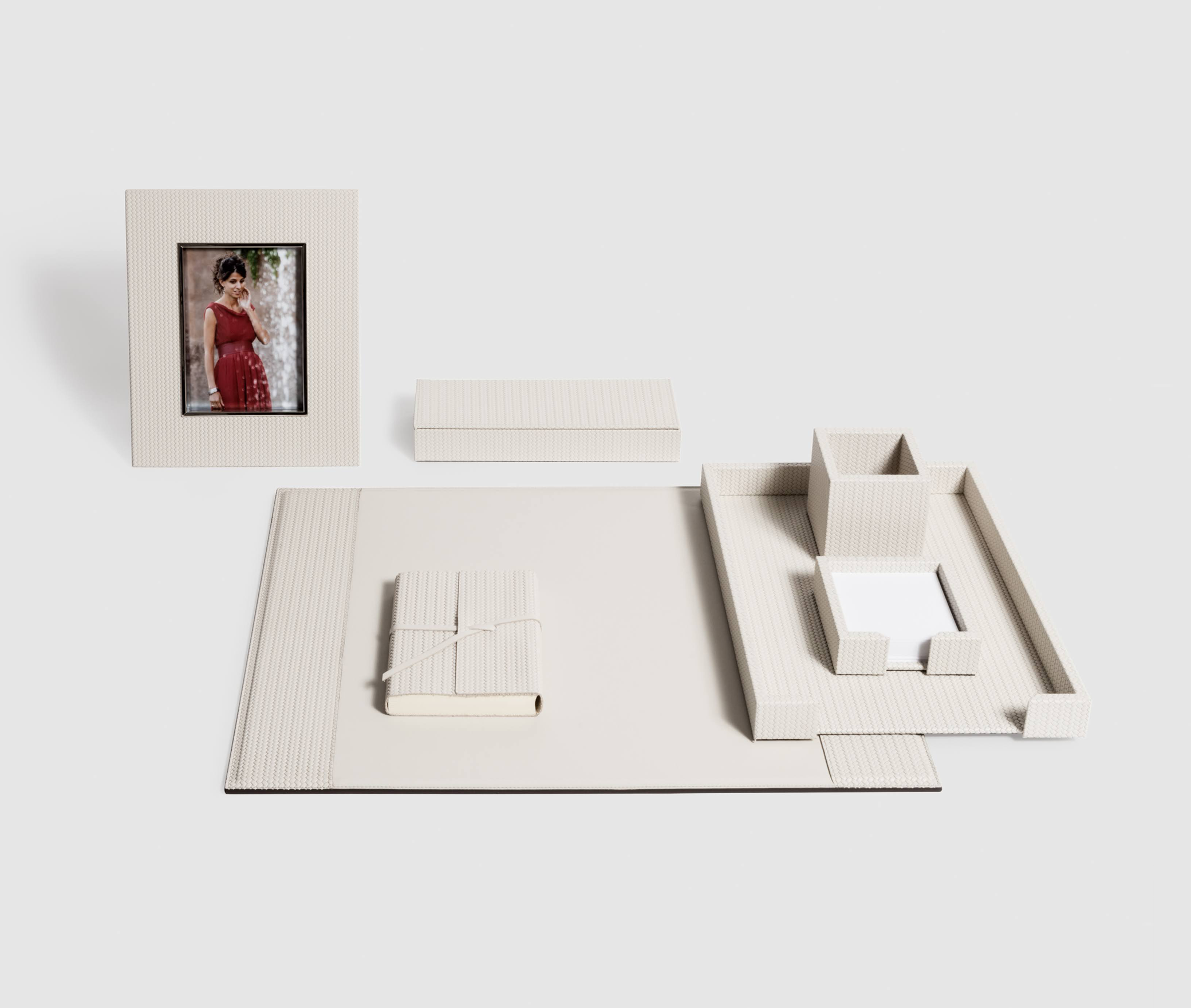 Держатель для бумаг - 11,7X11,7XH3,5 см / плетеная кожа_coffee Pinetti 00.0342.061.015 - Вид №3