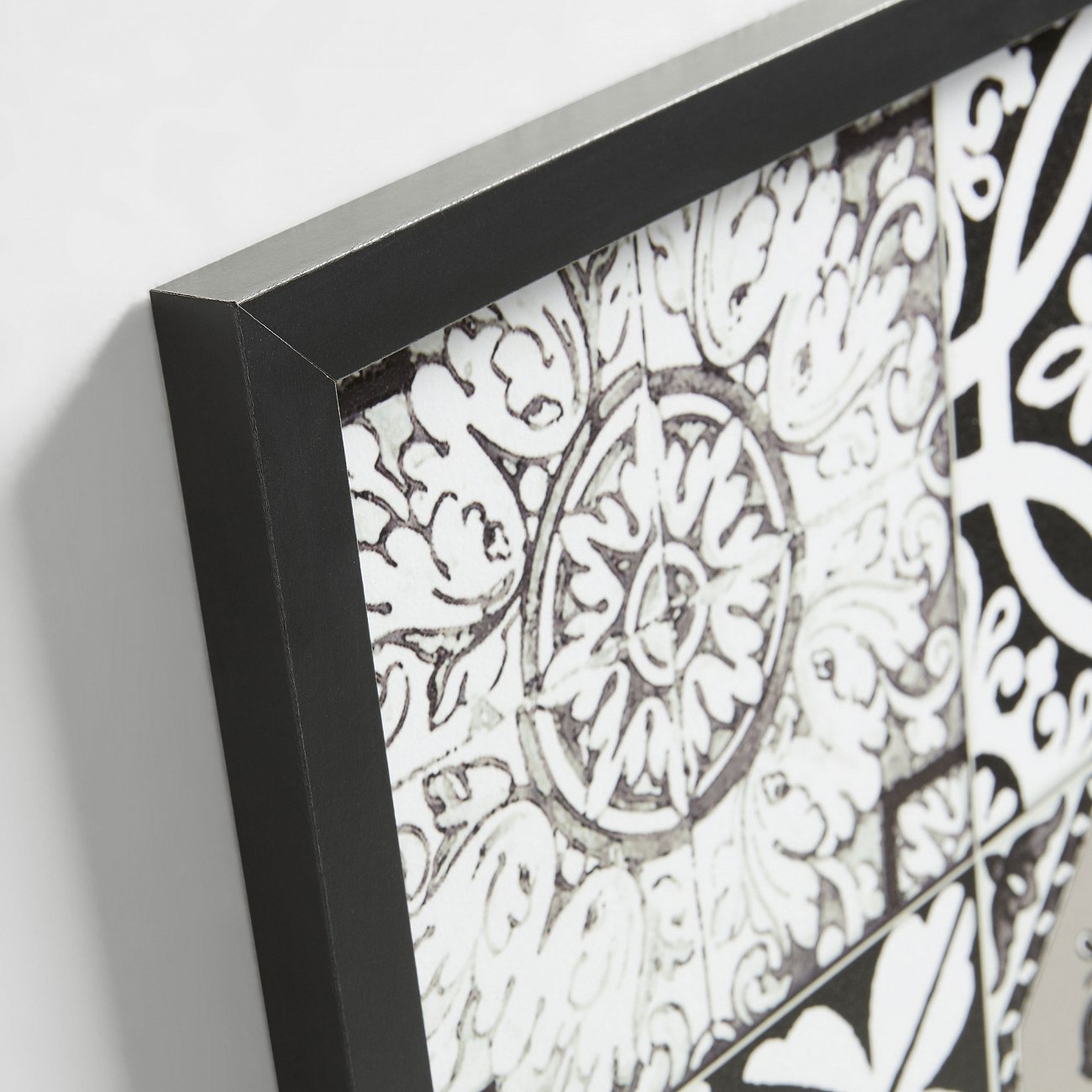 Картина в раме черно-белая 63х63 см Alian от La Forma LA FORMA  343031 Белый;черный  - Вид №1