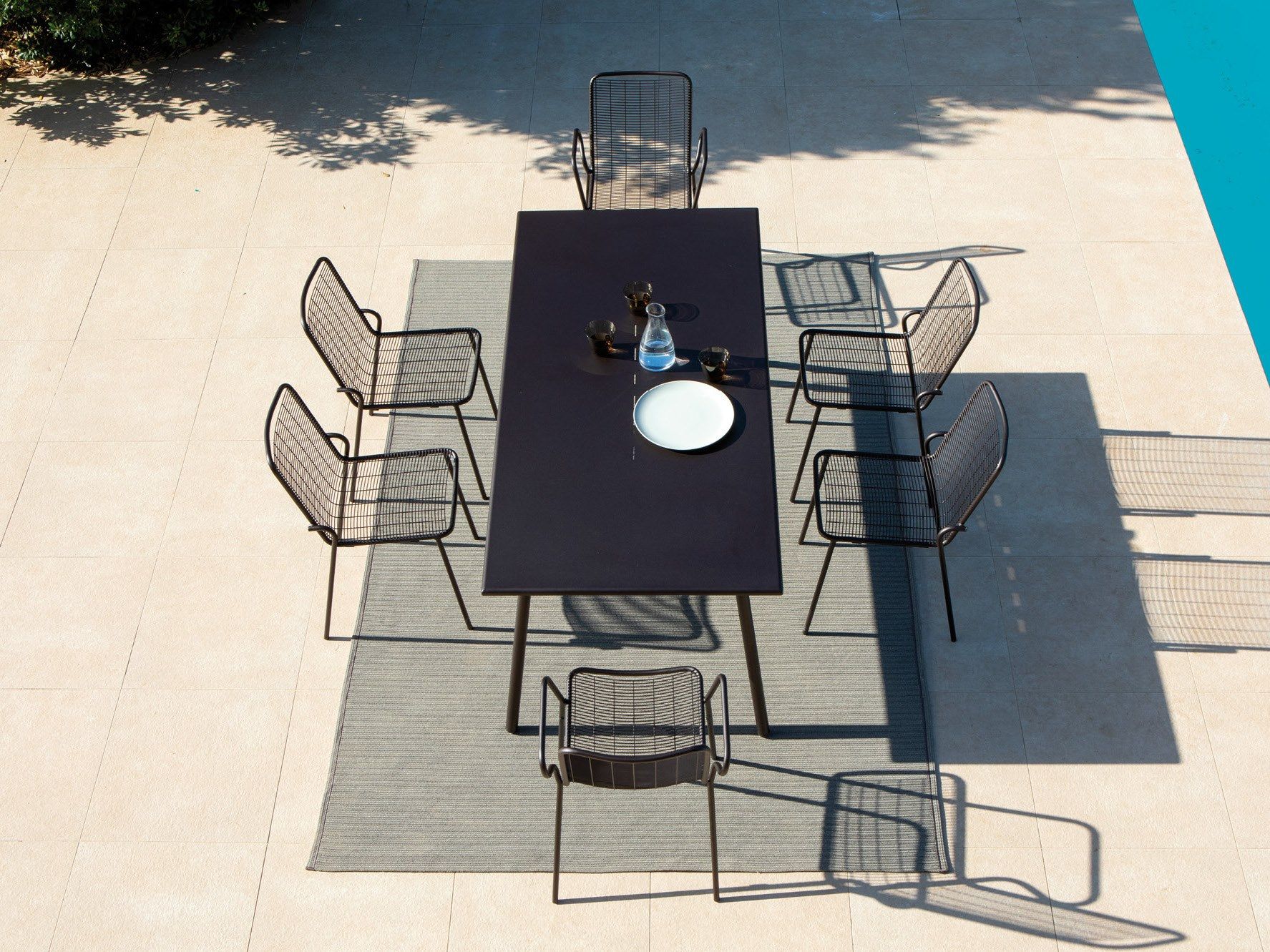 Металлический штабелируемый садовый стул с подлокотниками Vermobil Roma ARCH-00016344 - Вид №2