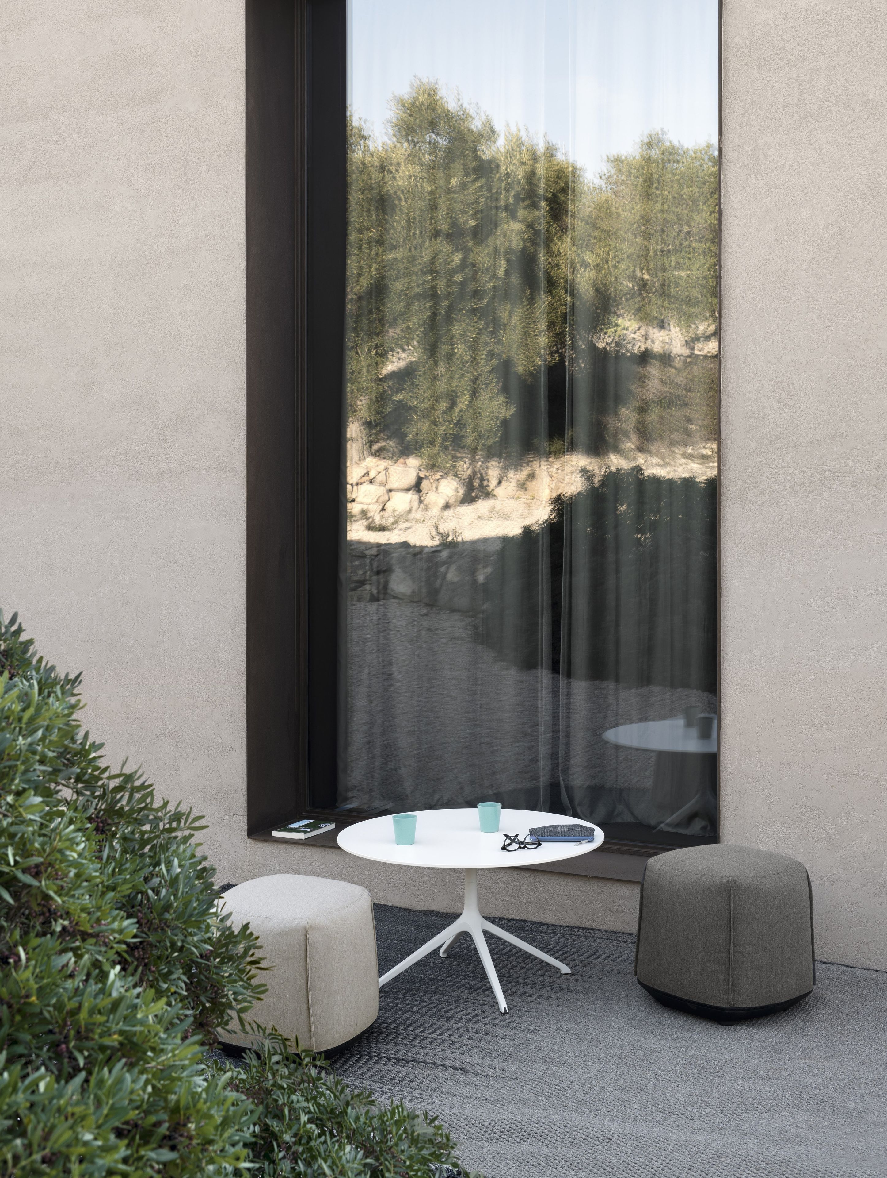 Круглый журнальный столик Kristalia ARCH-00031449 - Вид №3