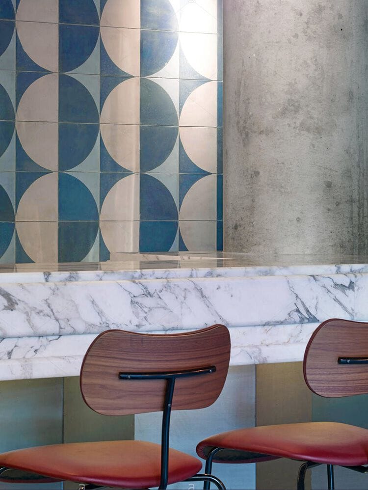 Высокий стул с тканевой подкладкой с подставкой для ног JOB’S Nod ARCH-00060781 - Вид №5