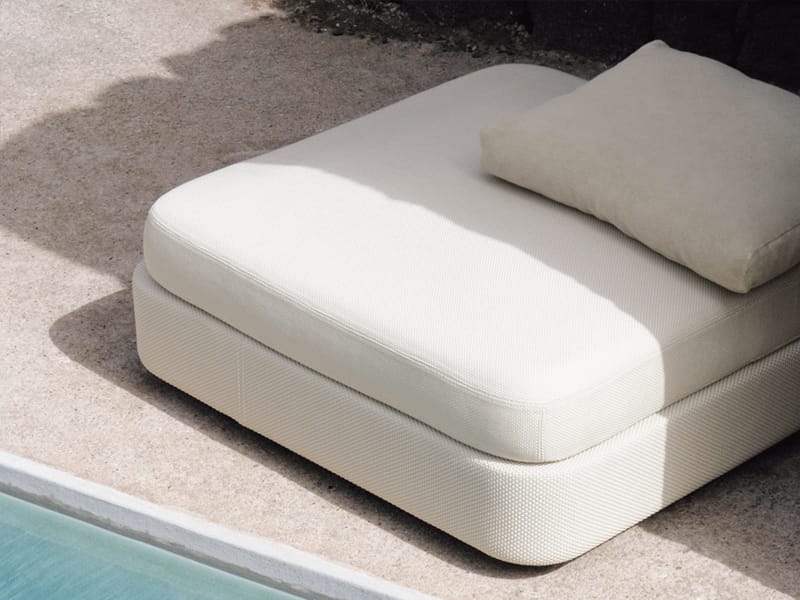 Квадратный садовый пуфик Paola Lenti Cove ARCH-00023299 - Вид №1