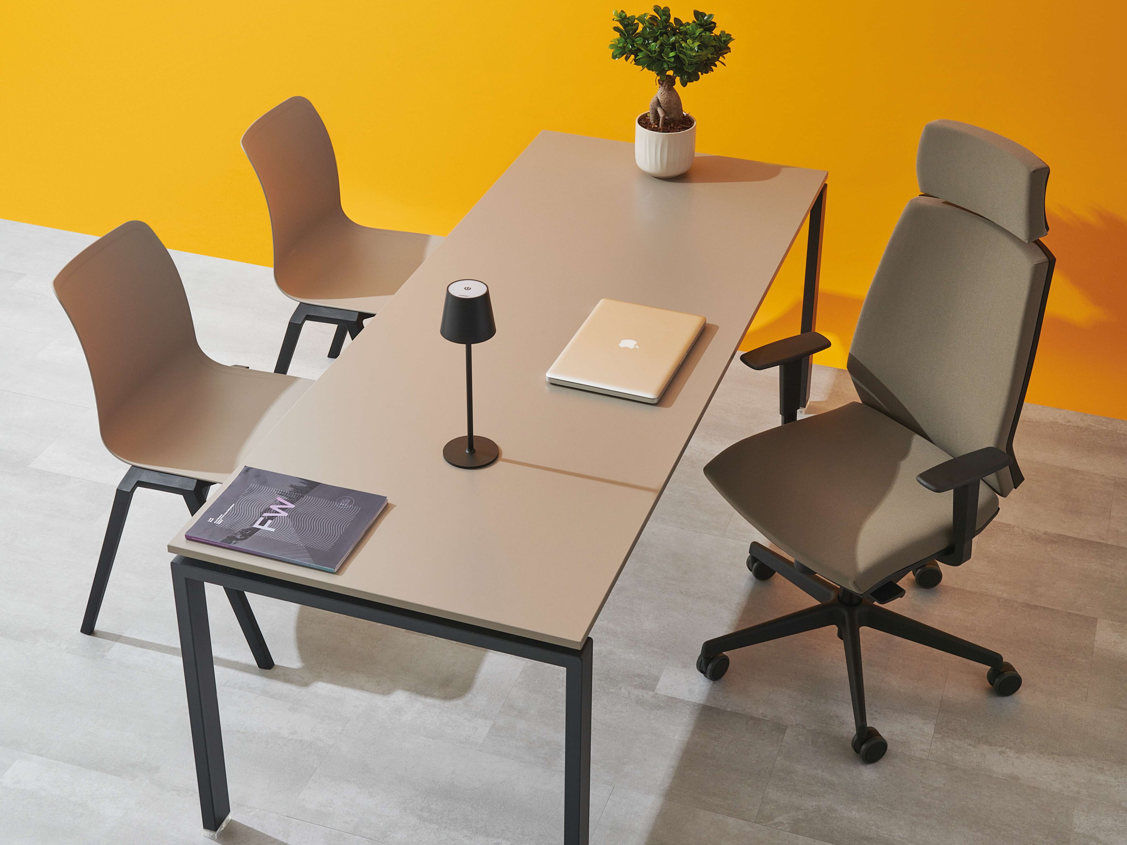 5-спицевое вращающееся офисное кресло с подголовником AP Factor Каролина ARCH-00143103 - Вид №2