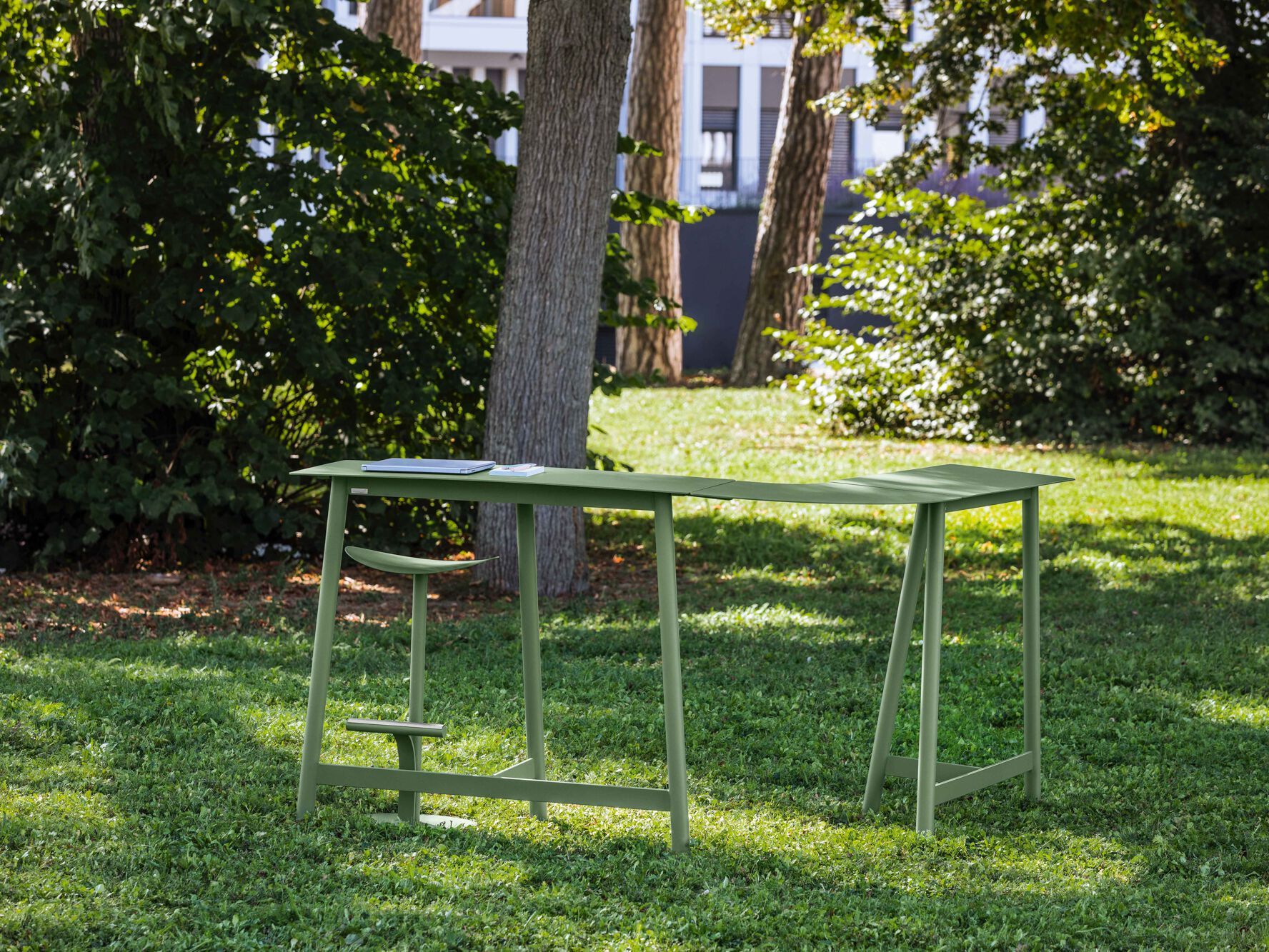 Угловая соединительная пластина для высоких столов / столов Fermob Bolder ARCH-00092224 - Вид №1