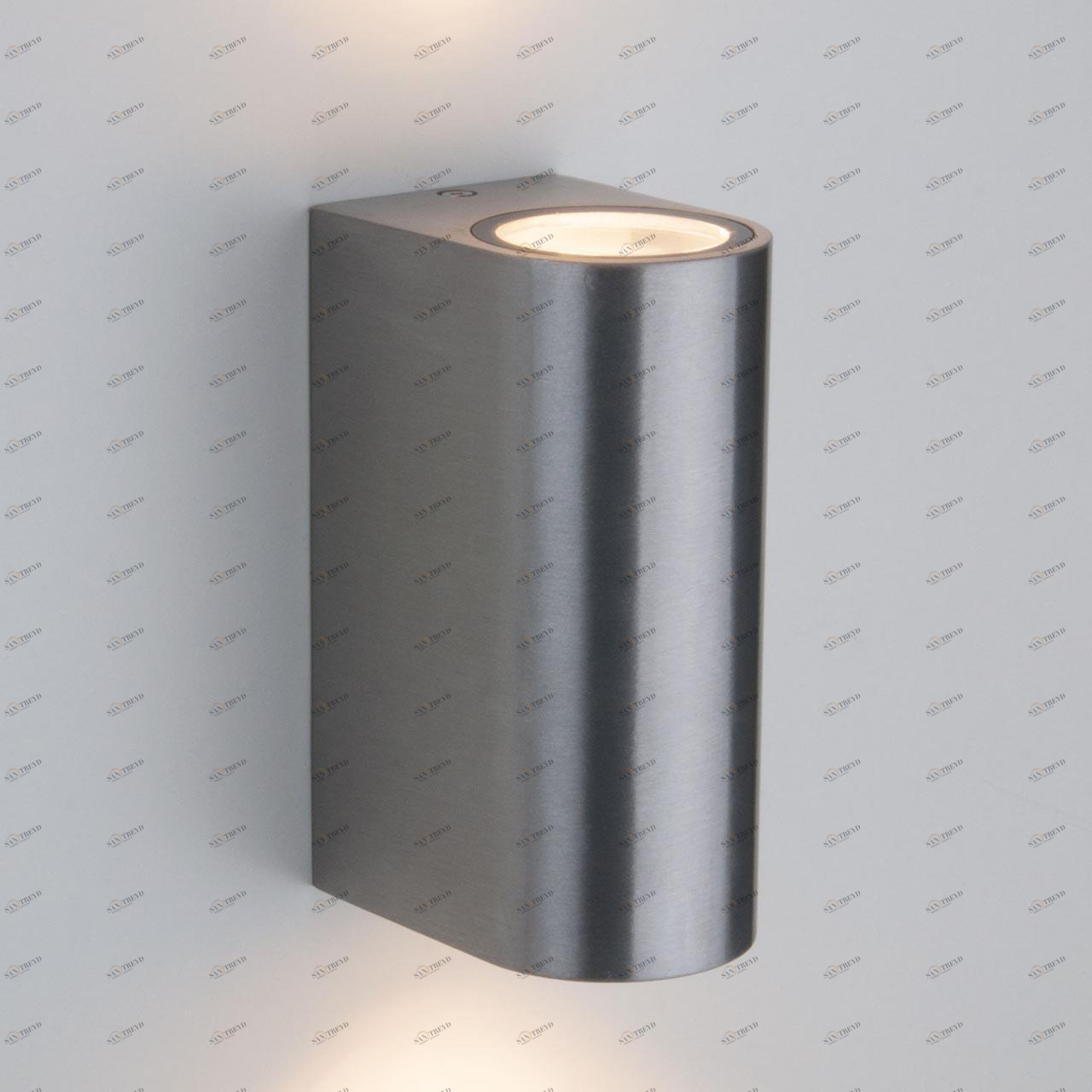 Уличный настенный светильник Elektrostandard 1703 Techno Pillar хром 4690389117145 ELEKTROSTANDARD TECHNO PILLAR 220882 Хром 