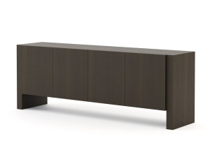 Деревянный шкаф с распашными дверями