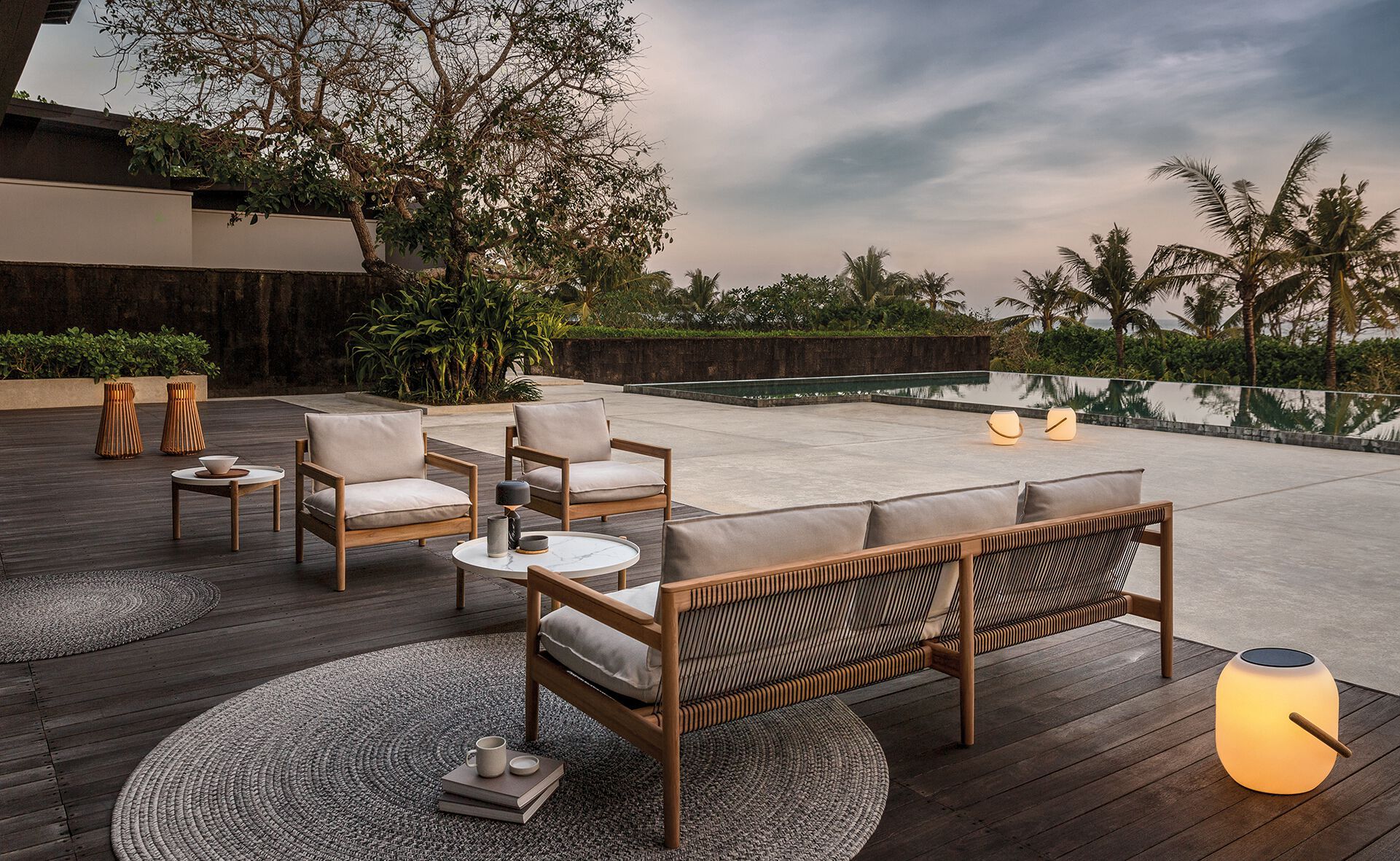 2-местный тканевый садовый диван Gloster Saranac ARCH-00122058 - Вид №2