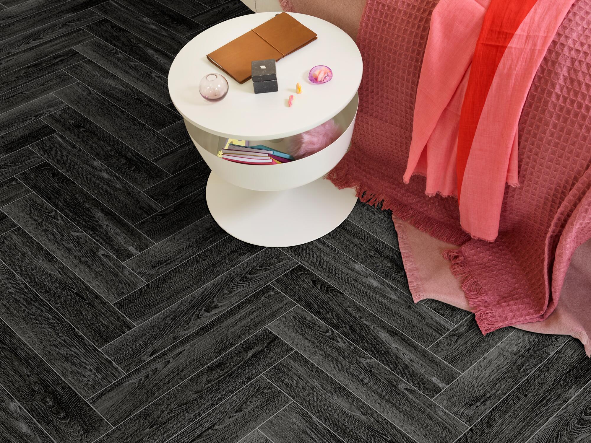 Нескользящий виниловый пол с эффектом дерева BEAUFLOR Mega-Tex ARCH-00149184