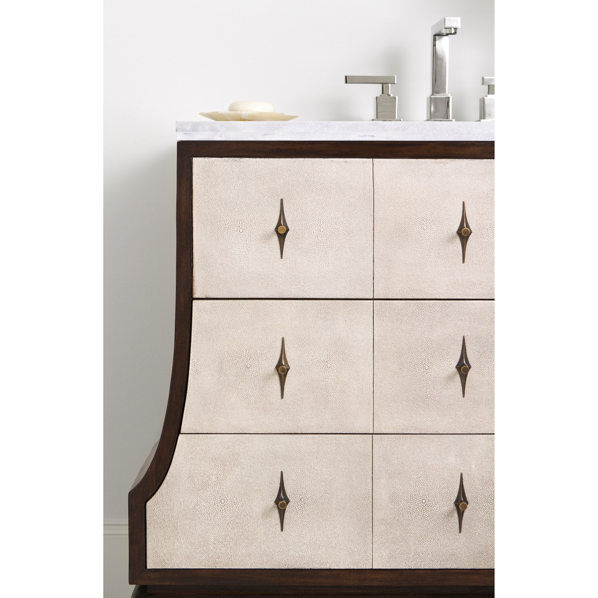 Тумбочка, большая (от 37 до 59,5) 12559-110-401 Tapered Sink Chest Ambella  - Вид №3