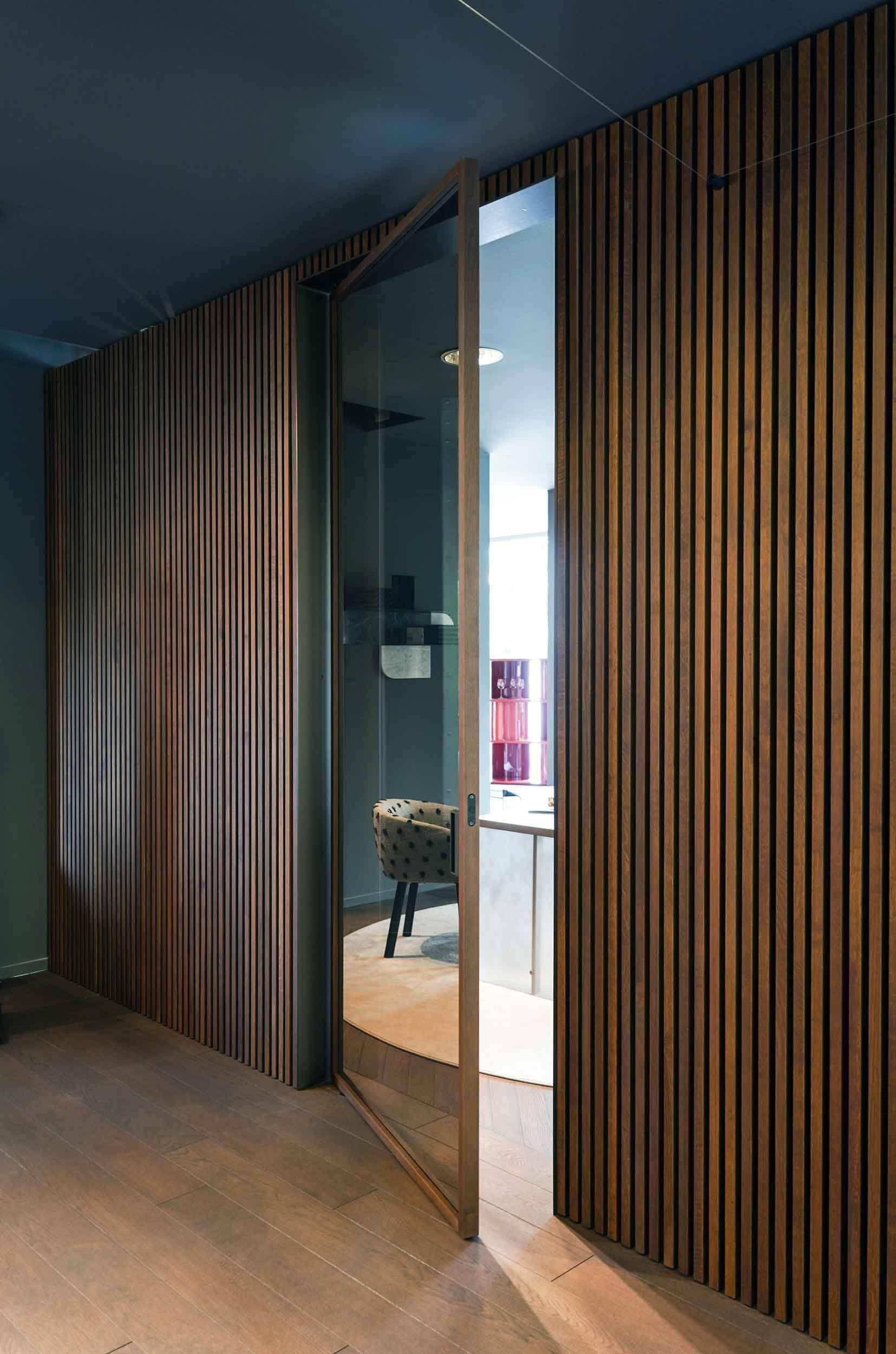 Распашная дверь из дерева и стекла Carminati Skyline System ARCH-00052121 - Вид №3