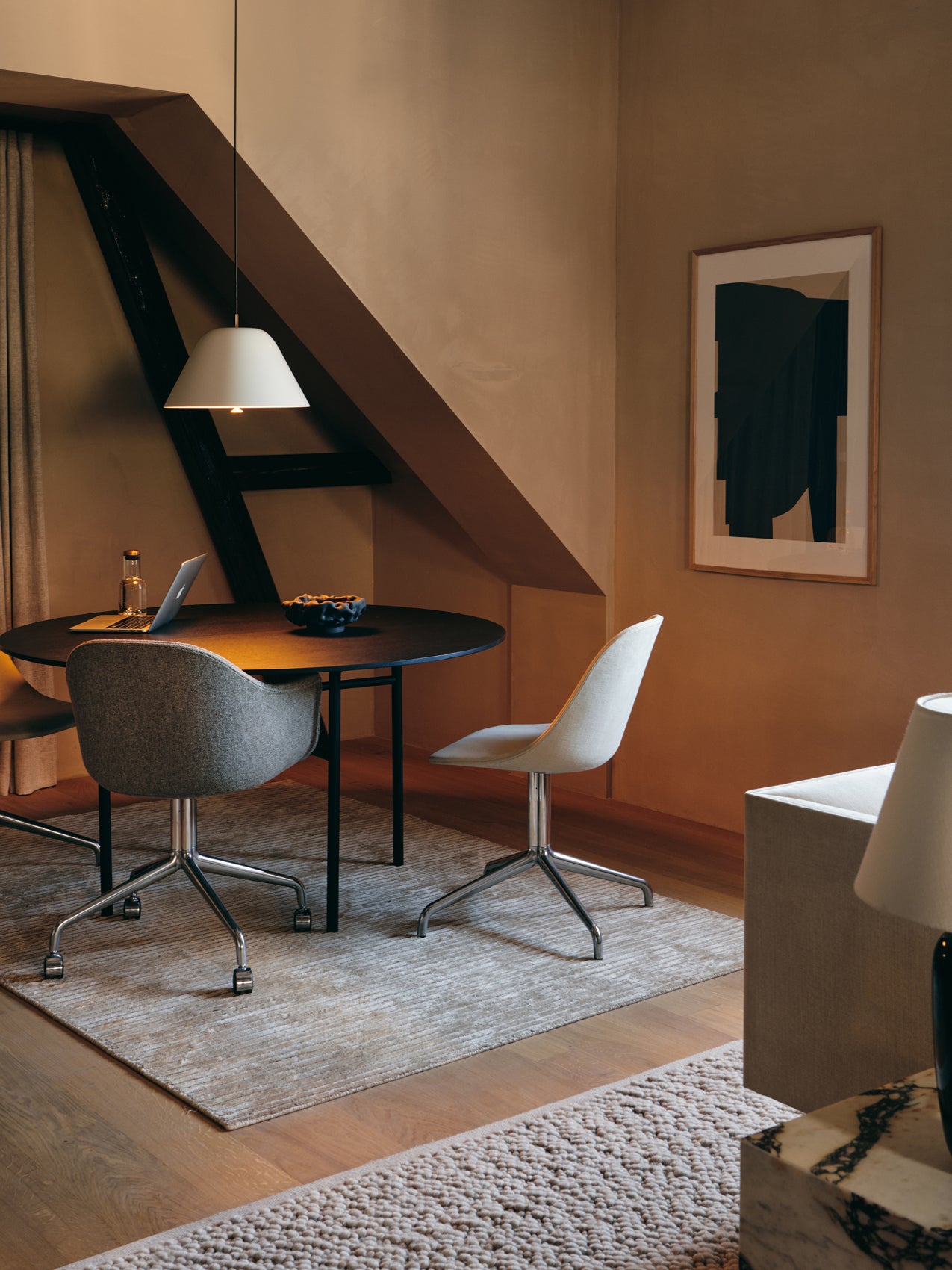 5709262026043 Обеденный стол Snaregade, круглый LuceLight  - Вид №6