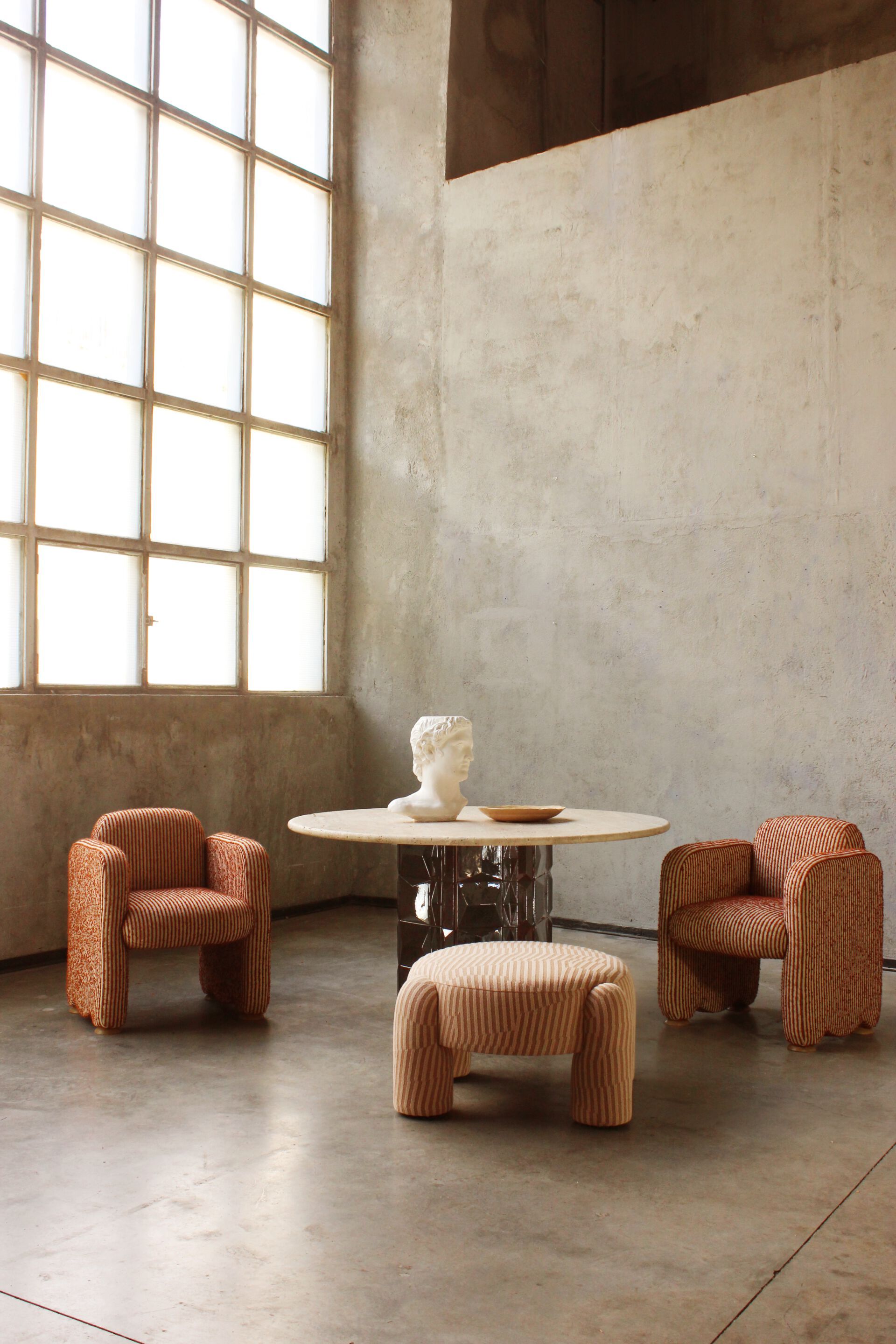 Круглый травертиновый стол DOOQ MILANO ARCH-00065524 - Вид №1