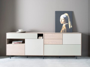 Шкаф с ящиками