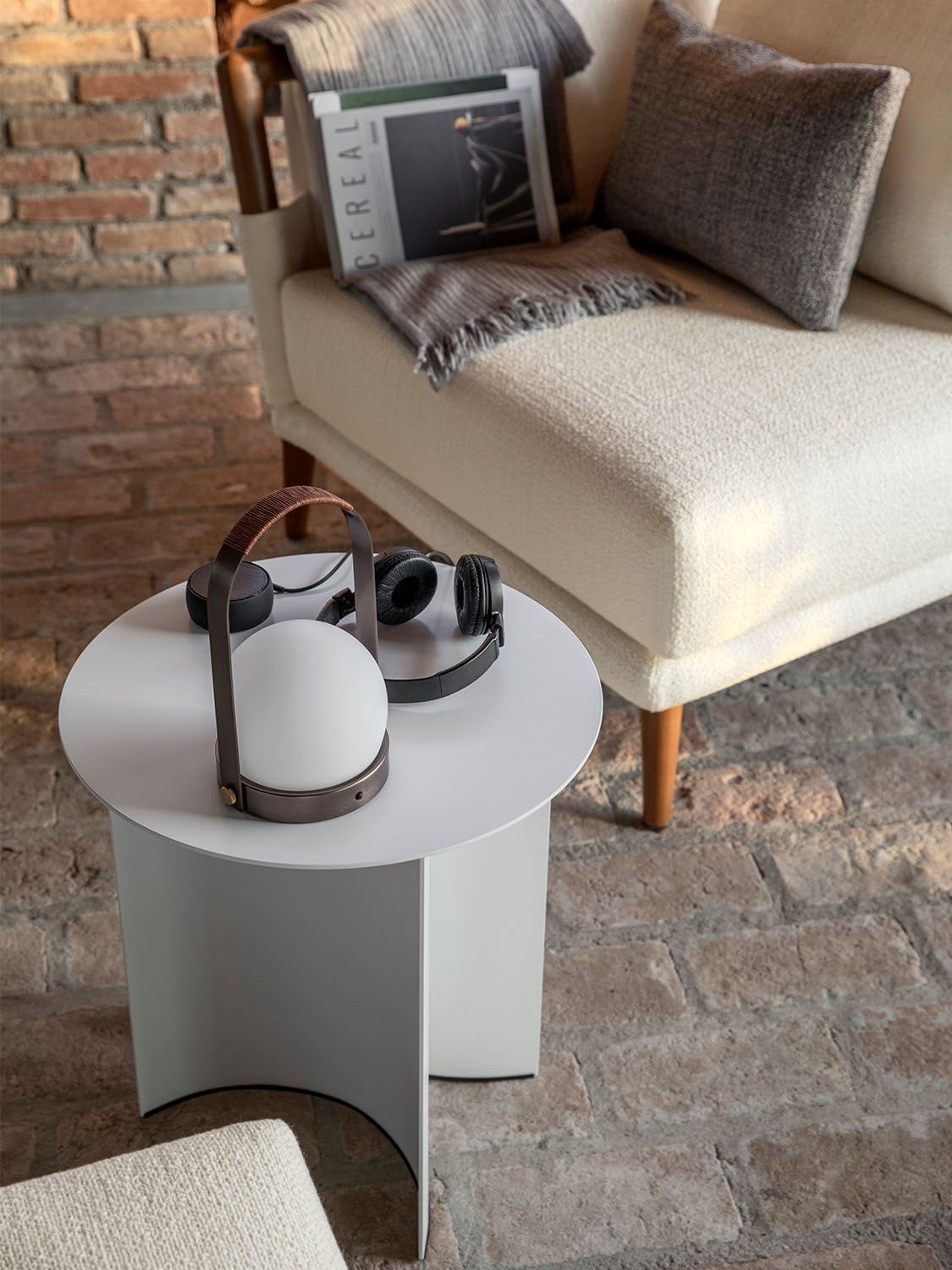 Круглый металлический садовый журнальный столик Flou Pierre ARCH-00009521 - Вид №4