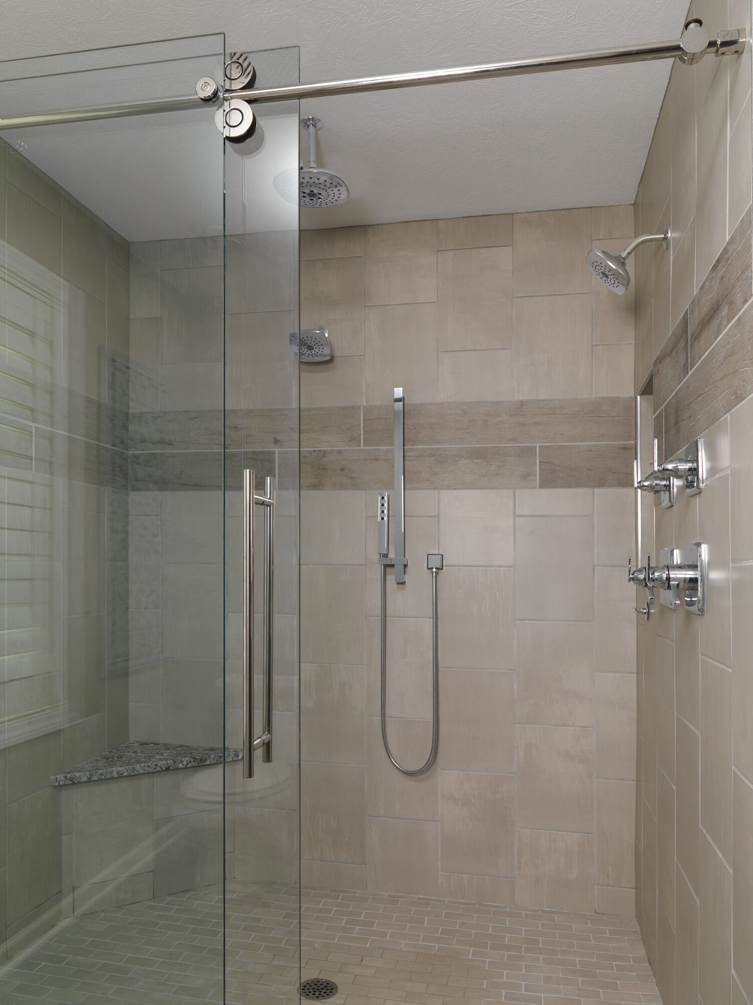 51567 H2Okinetic® Ручной душ с раздвижной штангой с одинарной настройкой Delta Faucet Universal Showering Хром  - Вид №29