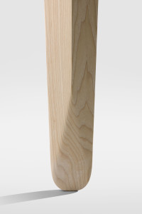 Прямоугольный обеденный стол из массива дерева