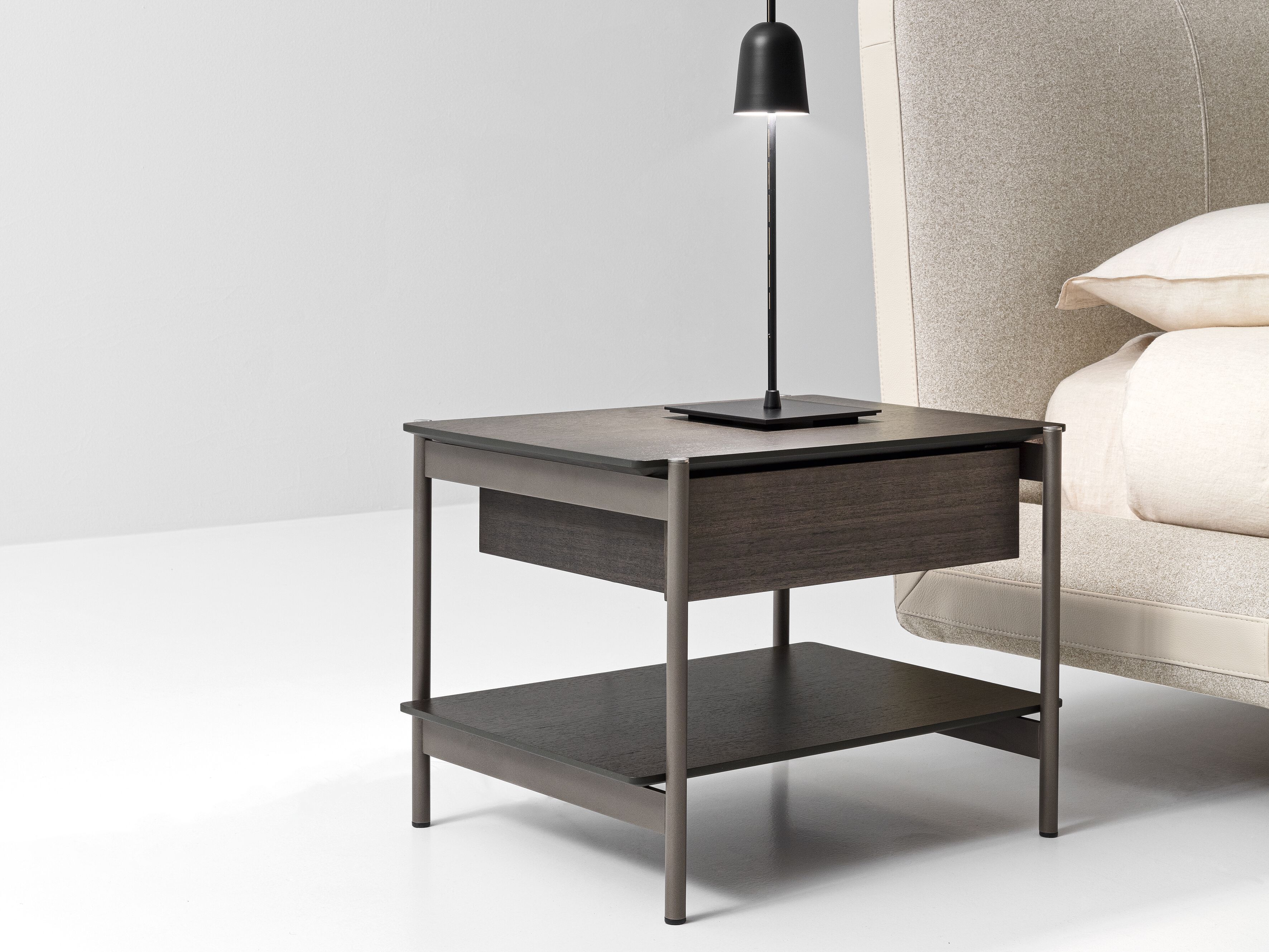 Деревянная прямоугольная тумбочка Ditre Italia Erys ARCH-00080092 - Вид №2