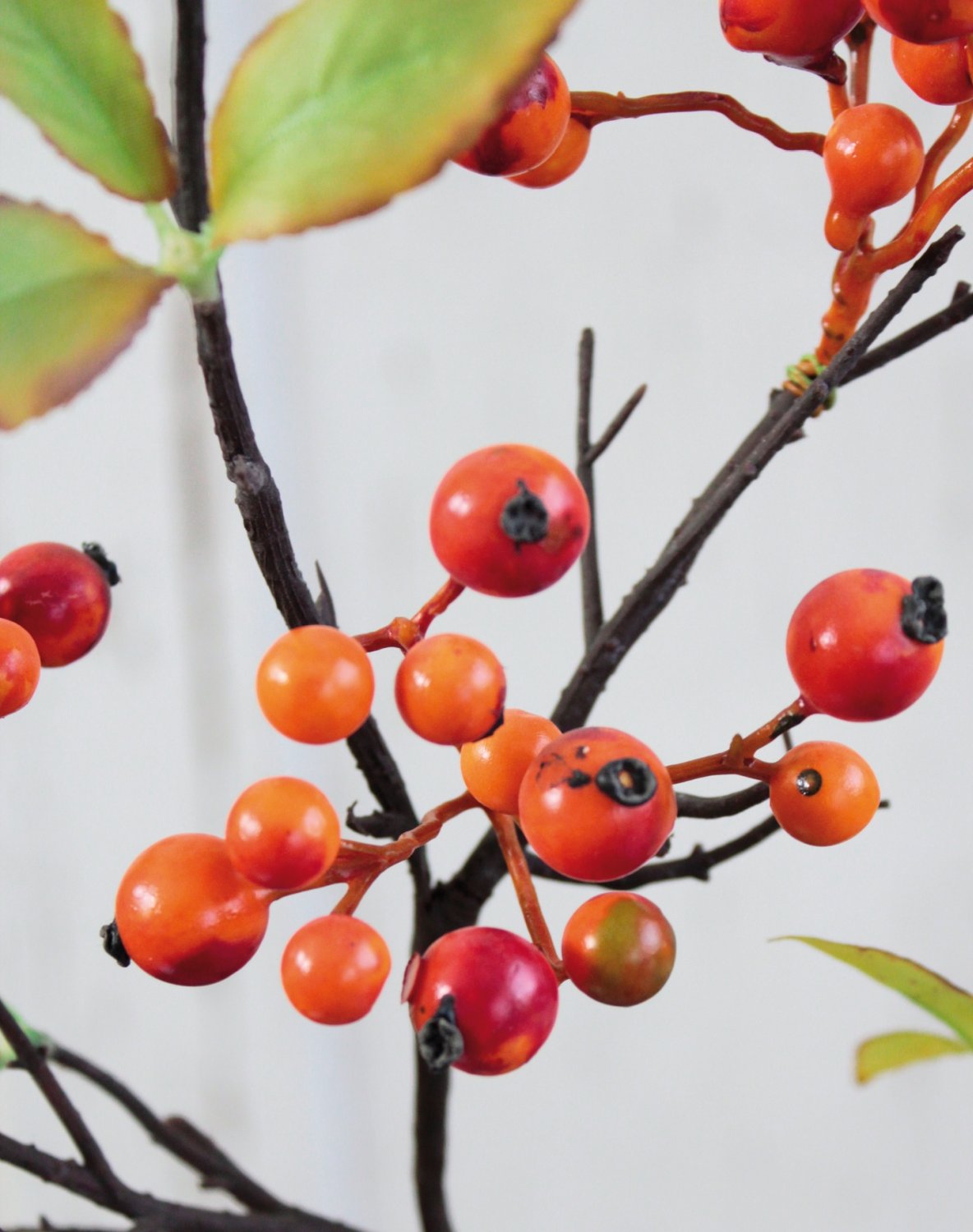 1582 334 a3 Стебель искусственной ягоды, 70 см, оранжевый H-andreas  - Вид №1