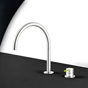 Кухонный смеситель сталь глянцевая с зеленой ручкой Kitchen Radomonte TKI32LCIL23