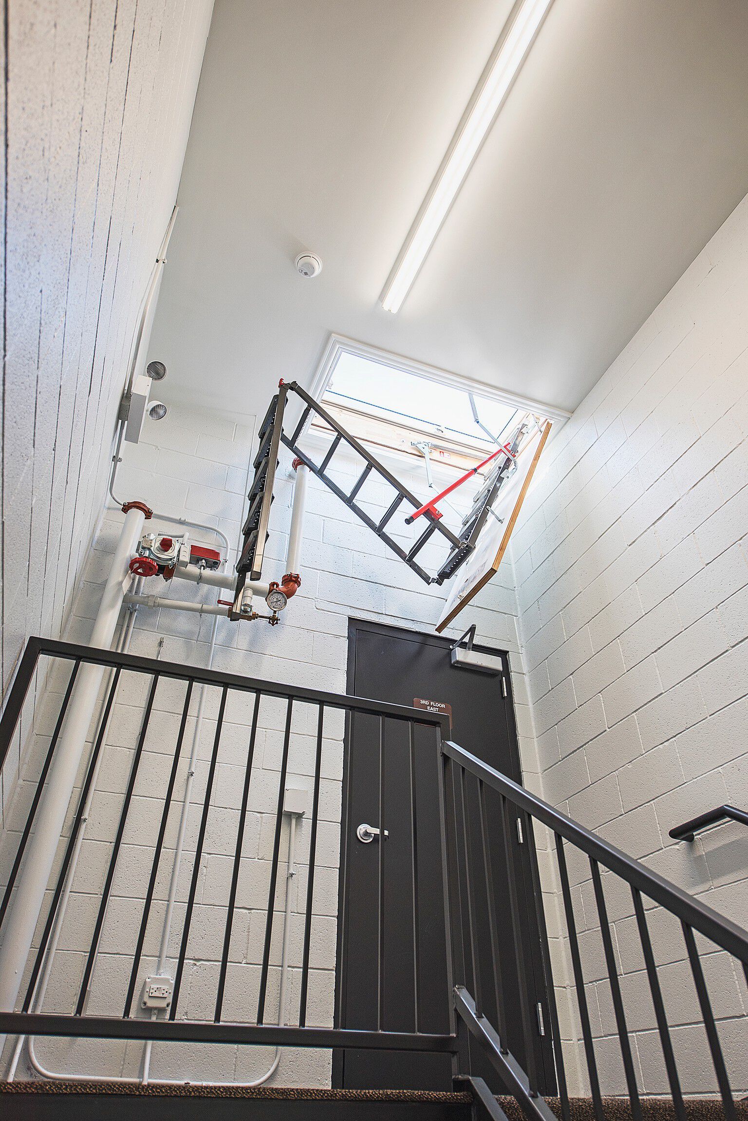 Теплоизоляционная выдвижная лестница Fakro супер-теплоизоляционная лестница ARCH-00022600 - Вид №1