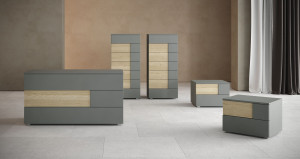 Деревянный комод