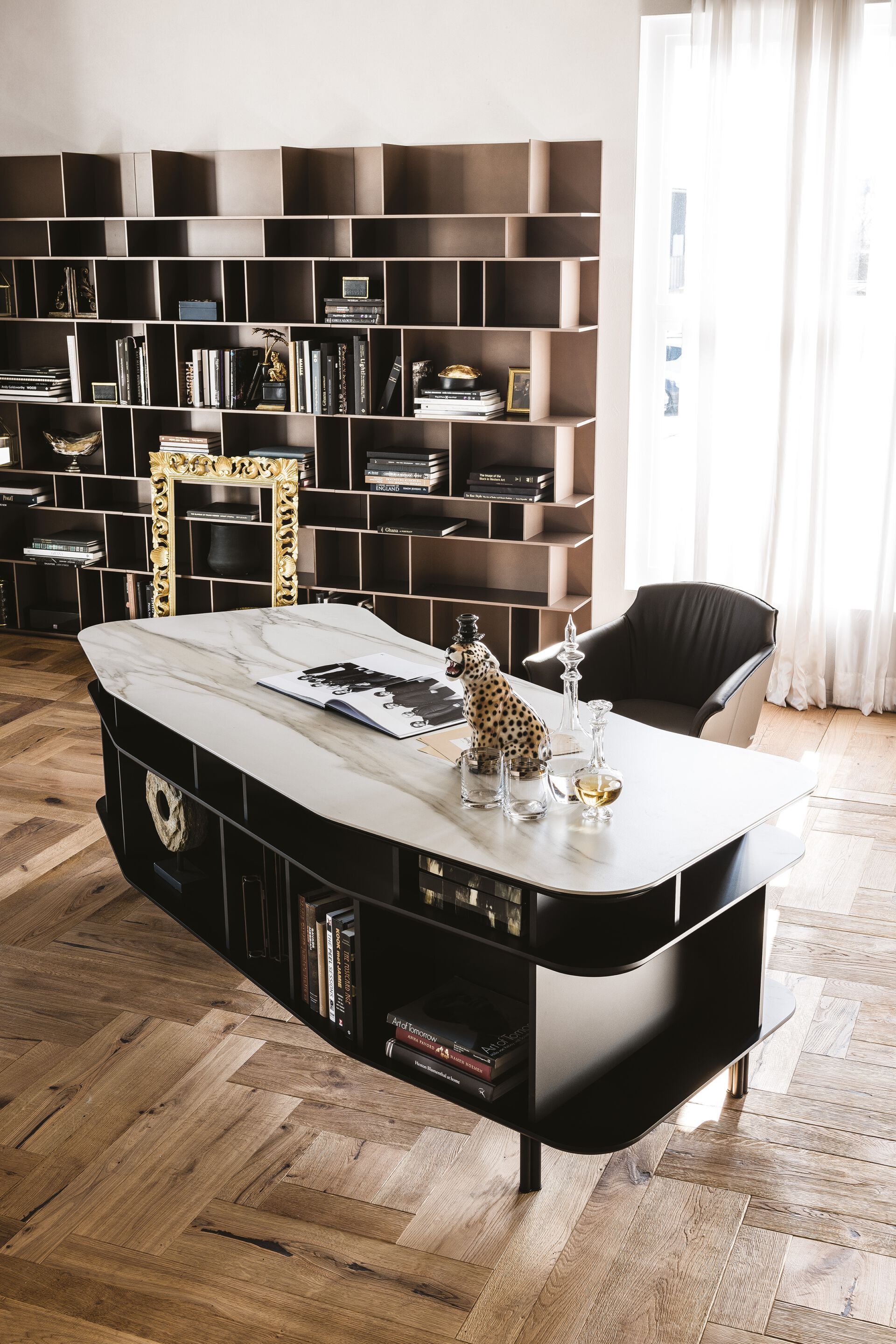 Деревянный стол с полками и керамической столешницей Cattelan italia WALL STREET ARCH-00059490 - Вид №1