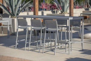 FSRT124 Барный стул Avivo  Forms-surfaces