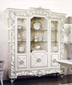 Витрина  MOBIL DERI DI/VE/N