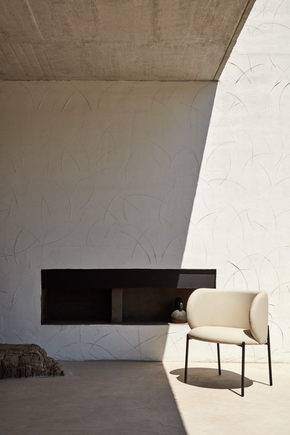 Кресло из искусственной кожи с подлокотниками TEULAT Mogi ARCH-00092240 - Вид №31