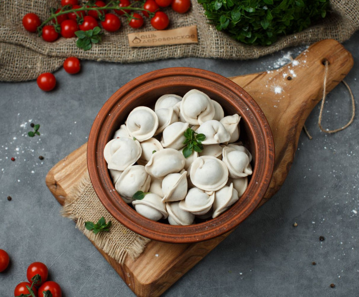 5784 Пельмени с бараниной и говядиной Вкусляндия 