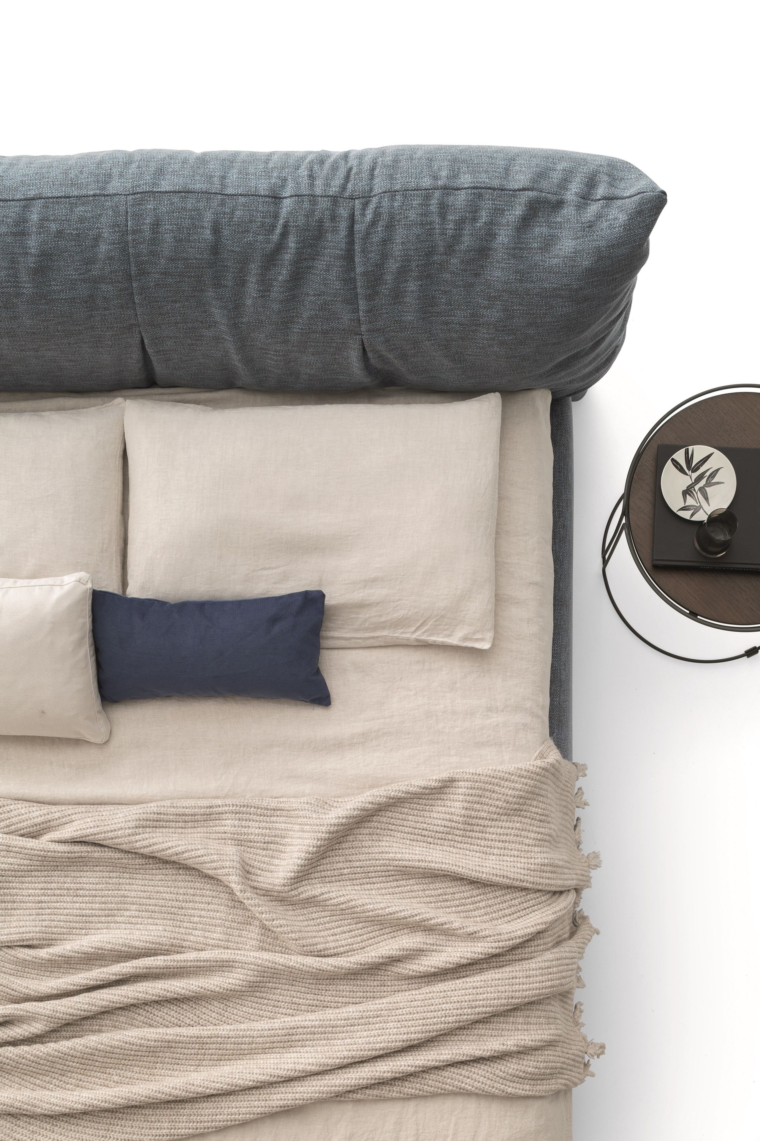 Мягкая кровать из ткани с мягким изголовьем Ditre Italia Papilo ARCH-00063075 - Вид №2