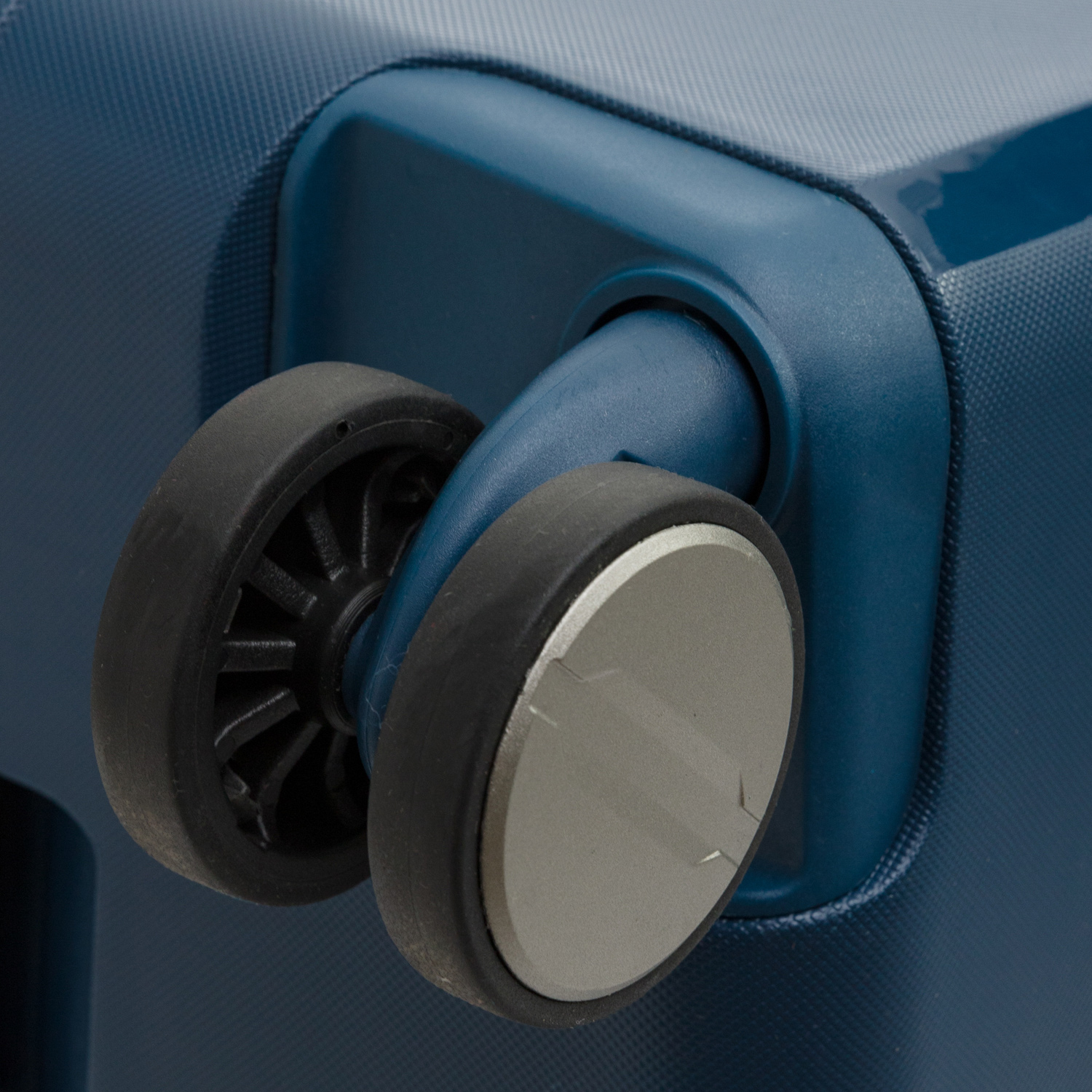 M6000-74-72 Чемодан M6000*72 L March Bon Voyage - Вид №4