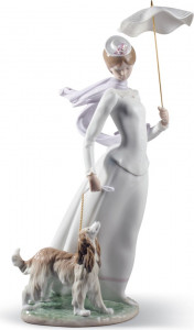 10669061 LLADRO Фигурка Lladro "Леди с шалью" 16х47см Фарфор
