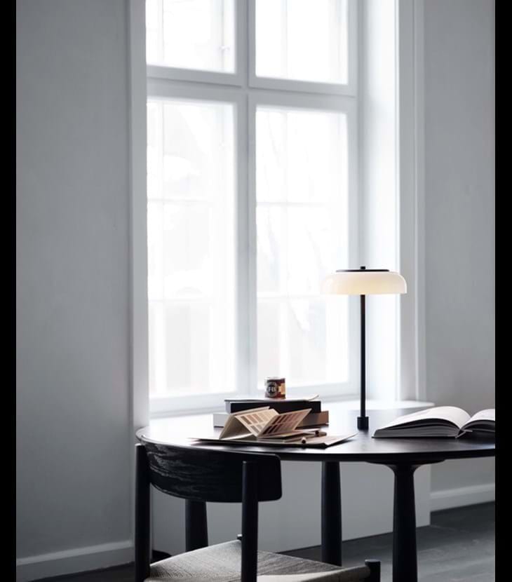 Светодиодная настольная лампа из дутого стекла Nuura Blossi ARCH-00066045 - Вид №5