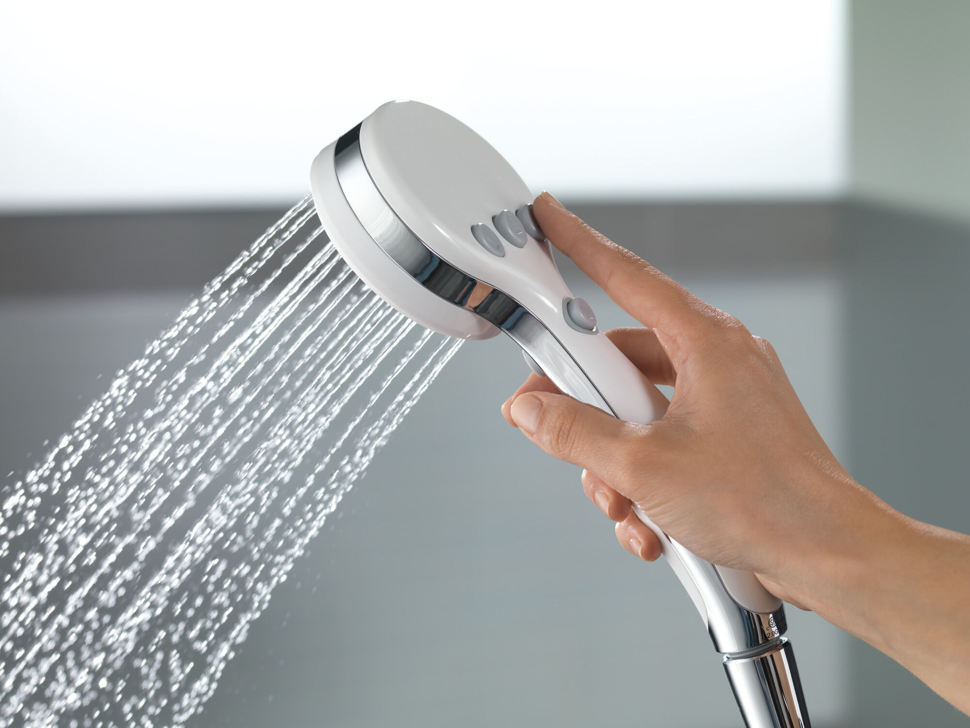 ActivTouch® Ручной душ с 9 настройками Delta Faucet 75821CWC - Вид №8