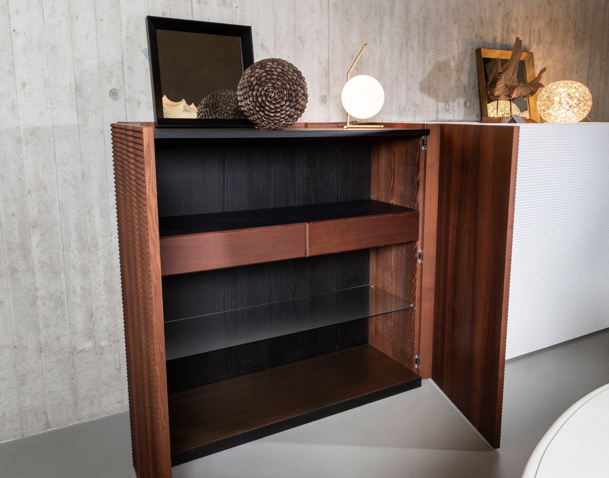 Шкаф из МДФ с распашными дверцами ALBEDO Alfama ARCH-00145884 - Вид №12