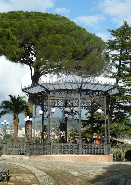 Neri Чугунный экран для дехоров sun-id-1486255 - Вид №2