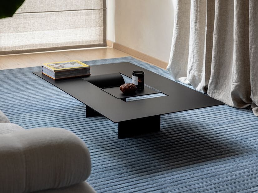 Низкий журнальный столик из листового металла Metallbude CUT ARCH-00111188