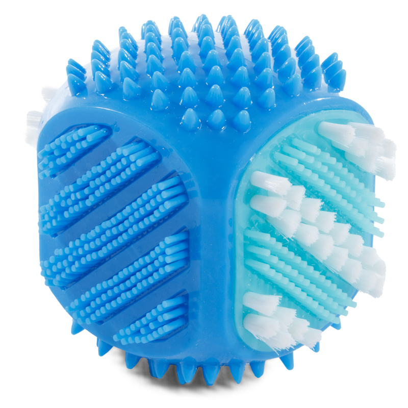 ПР0059013 Игрушка-зубная щетка для собак Куб из термопласт. резины 80мм TRIOL 