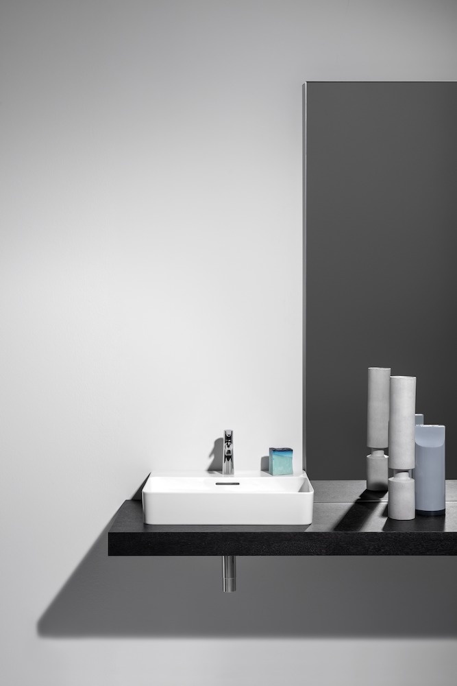 H4474079001441 Зеркало с алюминиевой рамкой, без подсветки LAUFEN PRO - Вид №3