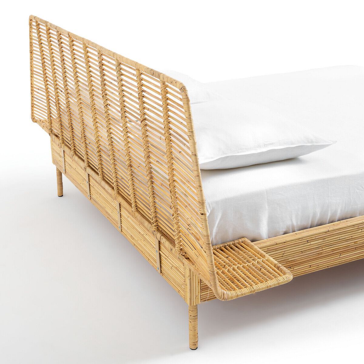 Плетеная двуспальная кровать со встроенными тумбочками AMPM SAGHIL ARCH-00050640 - Вид №3