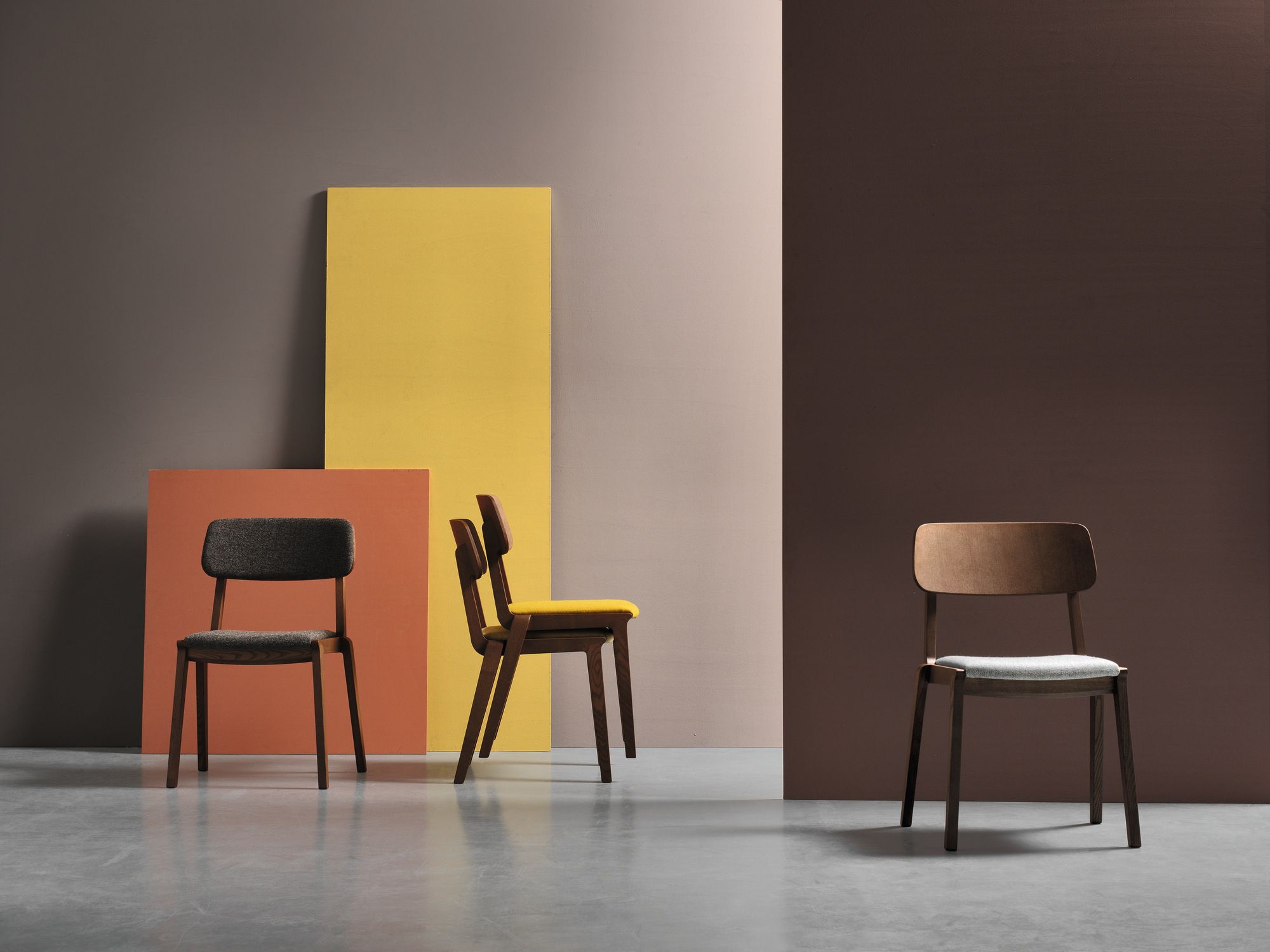 Деревянный стул с мягким сиденьем Very Wood ARCH-00073951 - Вид №2